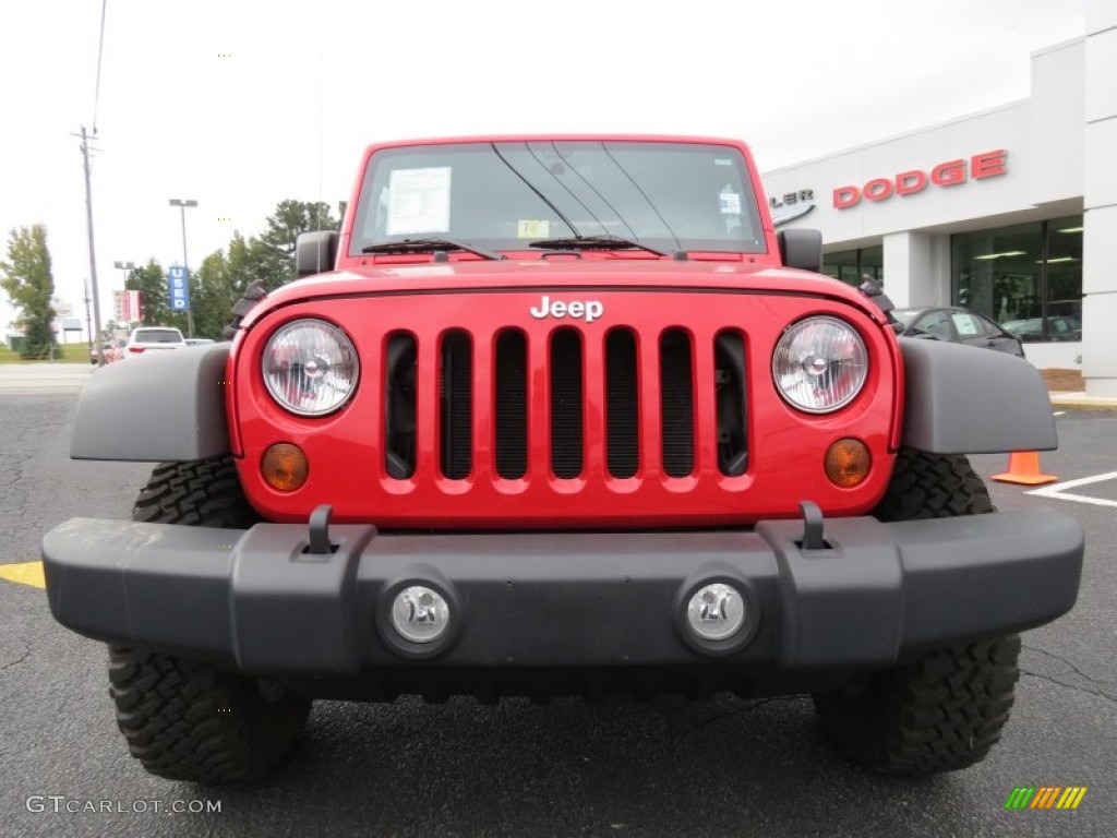 2012 Wrangler Rubicon 4X4 - Flame Red / Black photo #2