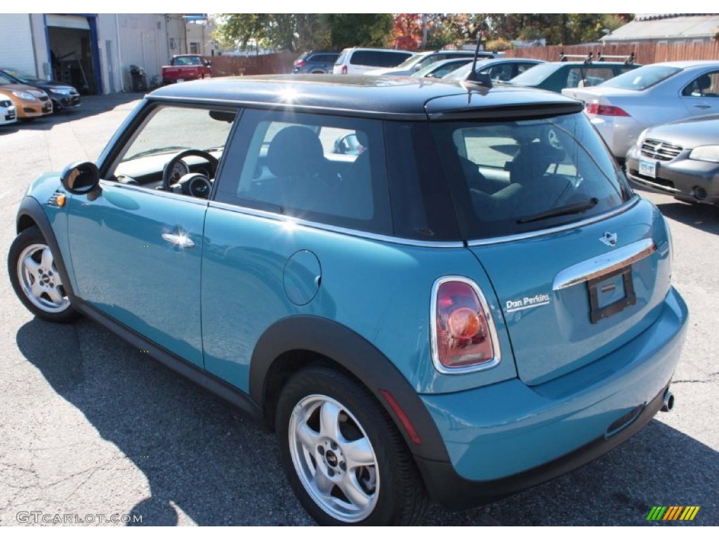 2010 Cooper Hardtop - Oxygen Blue / Checkered Carbon Black/Black photo #10