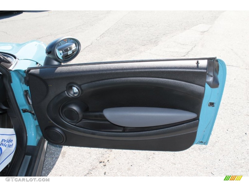 2010 Cooper Hardtop - Oxygen Blue / Checkered Carbon Black/Black photo #17