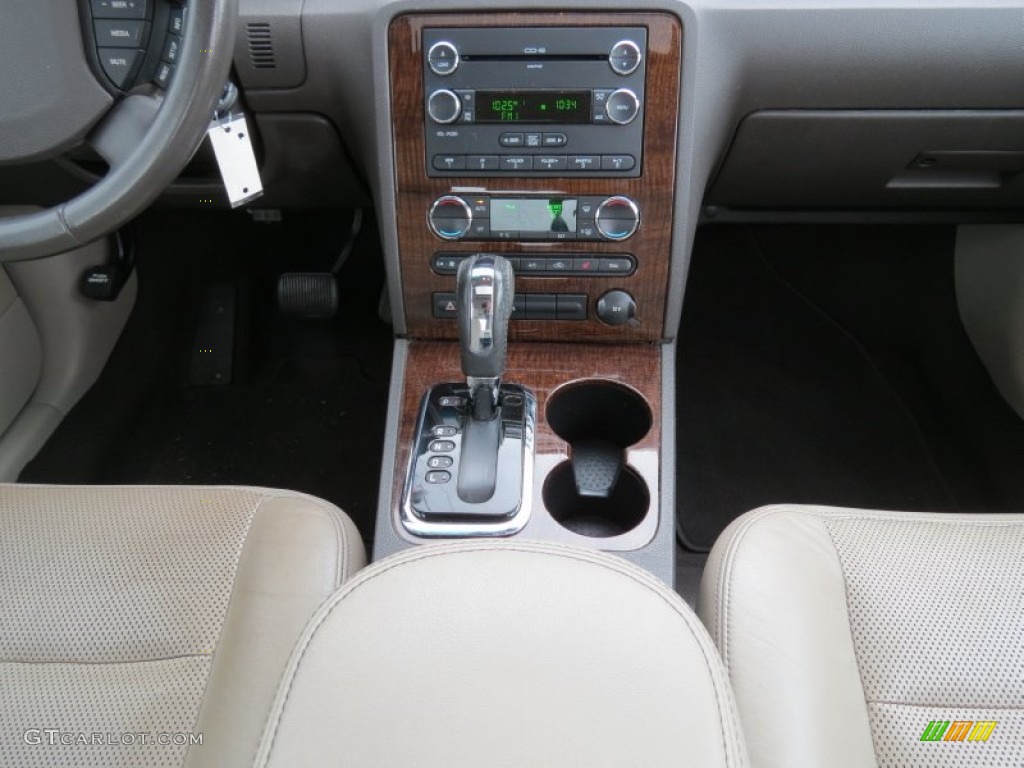 2008 Taurus Limited - Alloy Grey Metallic / Medium Light Stone photo #17
