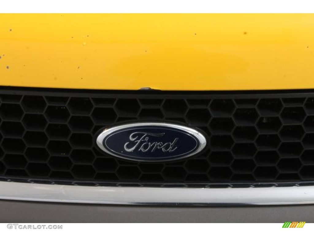 2002 Escape XLT V6 - Chrome Yellow / Medium Graphite photo #14