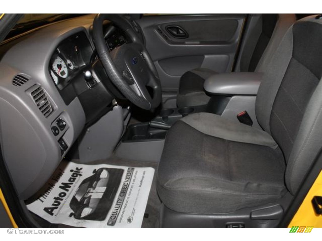 2002 Escape XLT V6 - Chrome Yellow / Medium Graphite photo #20