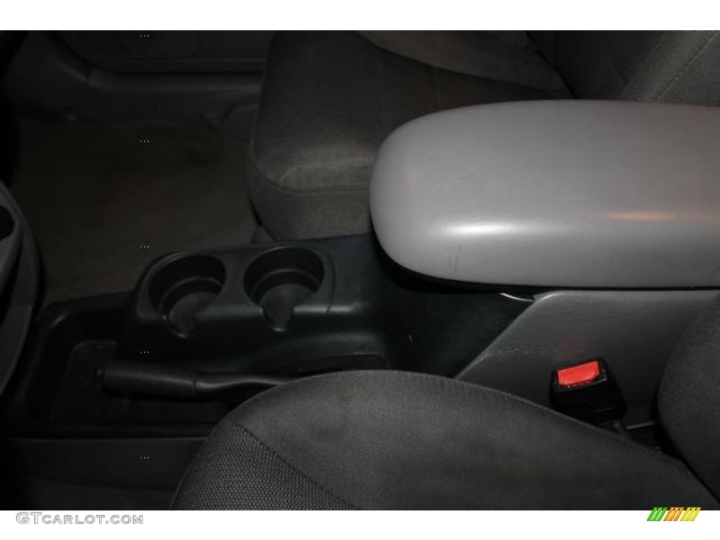 2002 Escape XLT V6 - Chrome Yellow / Medium Graphite photo #41