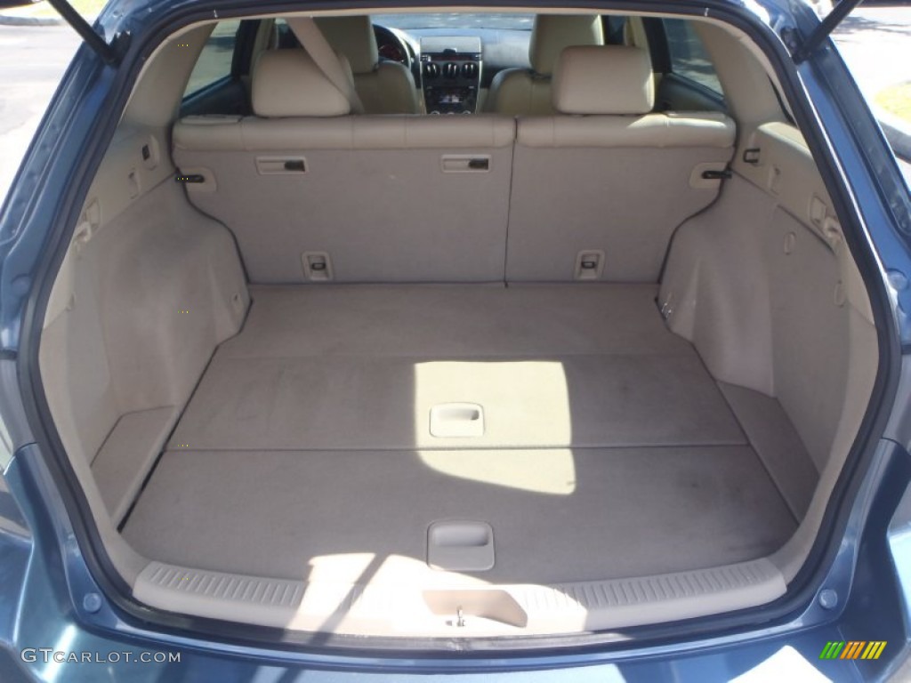 2006 Mazda MAZDA6 s Grand Touring Wagon Trunk Photos