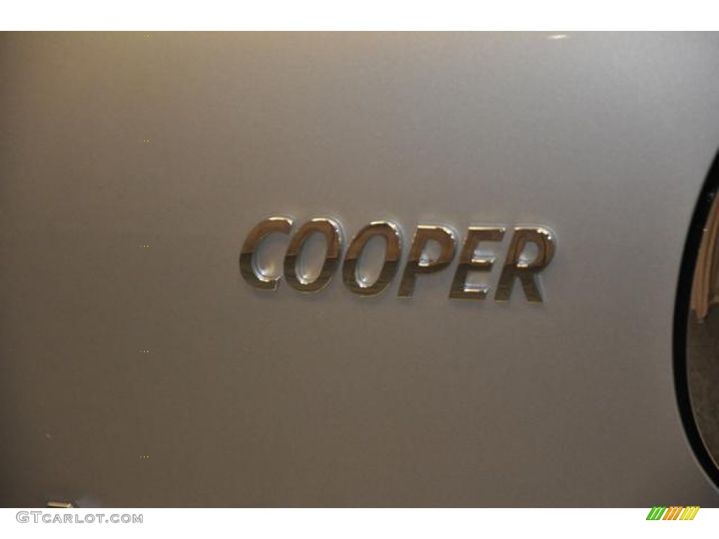 2014 Cooper Paceman - Crystal Silver Metallic / Carbon Black photo #15