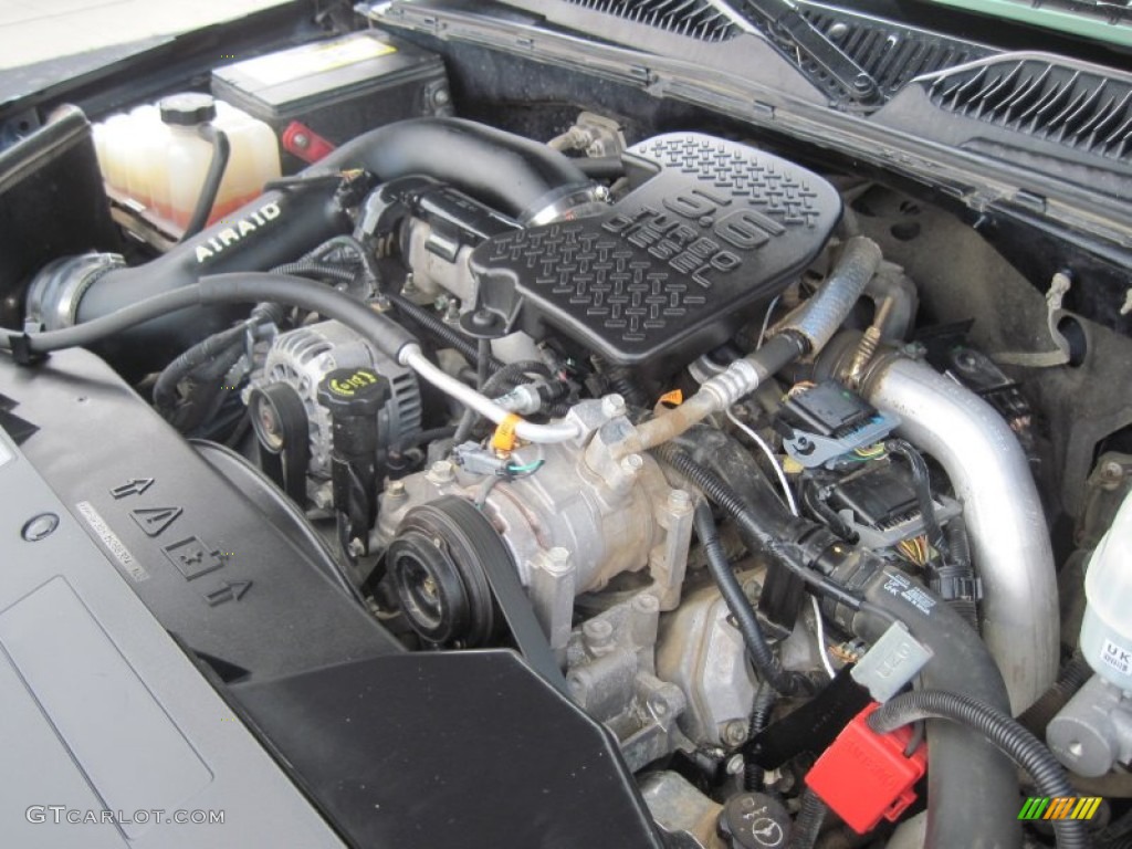 2005 Silverado 2500HD LT Extended Cab 4x4 - Dark Blue Metallic / Medium Gray photo #20