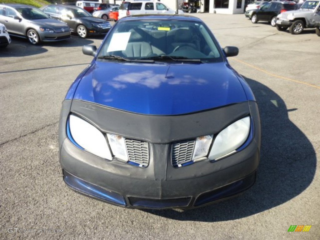 2005 Sunfire Coupe - Electric Blue Metallic / Graphite photo #2