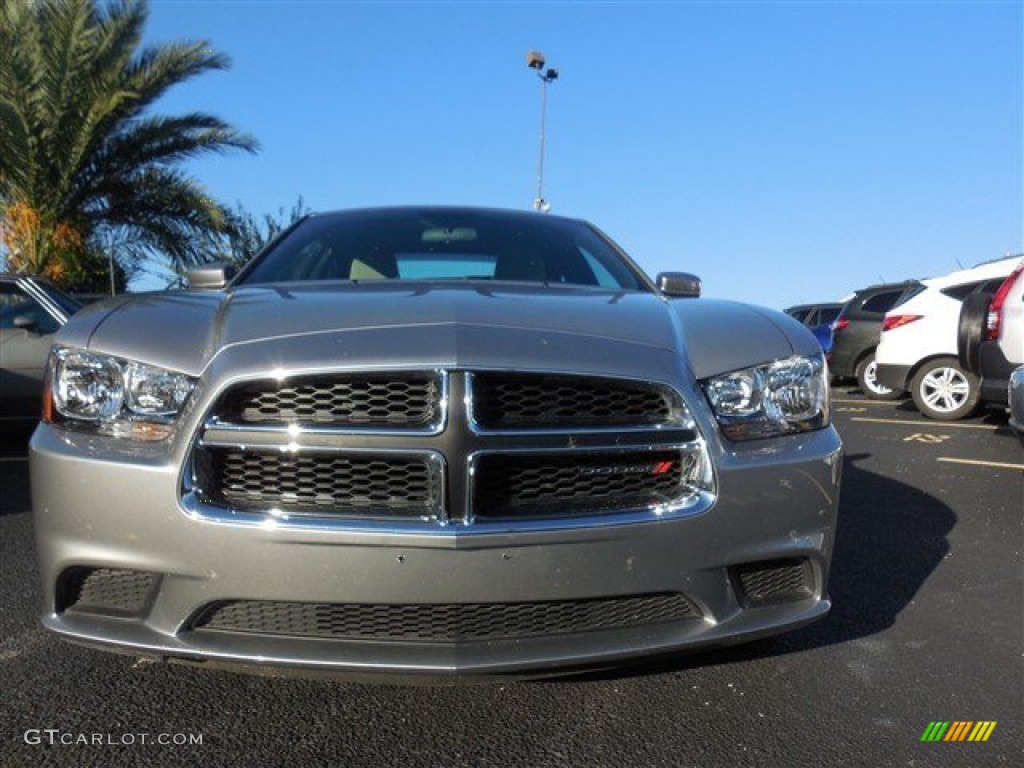 2013 Charger SE - Billet Silver / Black/Light Frost Beige photo #3