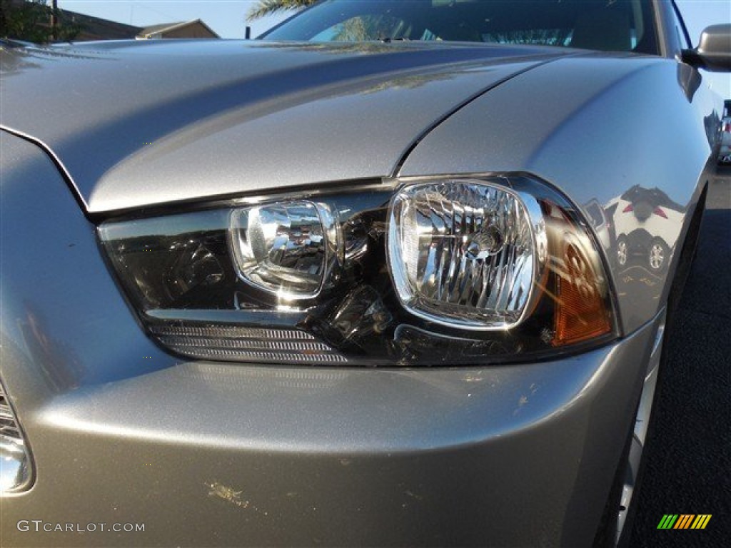 2013 Charger SE - Billet Silver / Black/Light Frost Beige photo #4