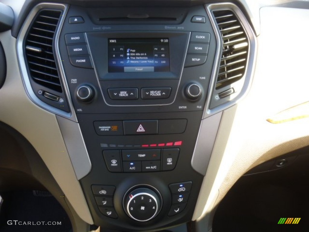 2014 Hyundai Santa Fe Sport AWD Controls Photo #86992991