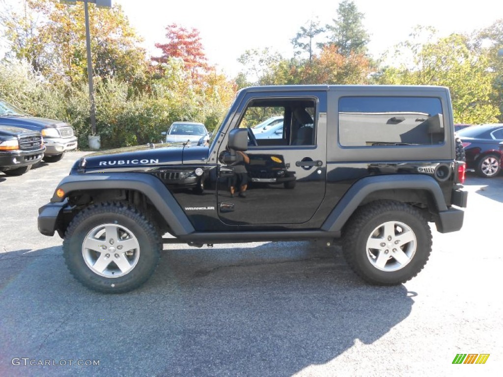 2011 Wrangler Rubicon 4x4 - Black / Black photo #4