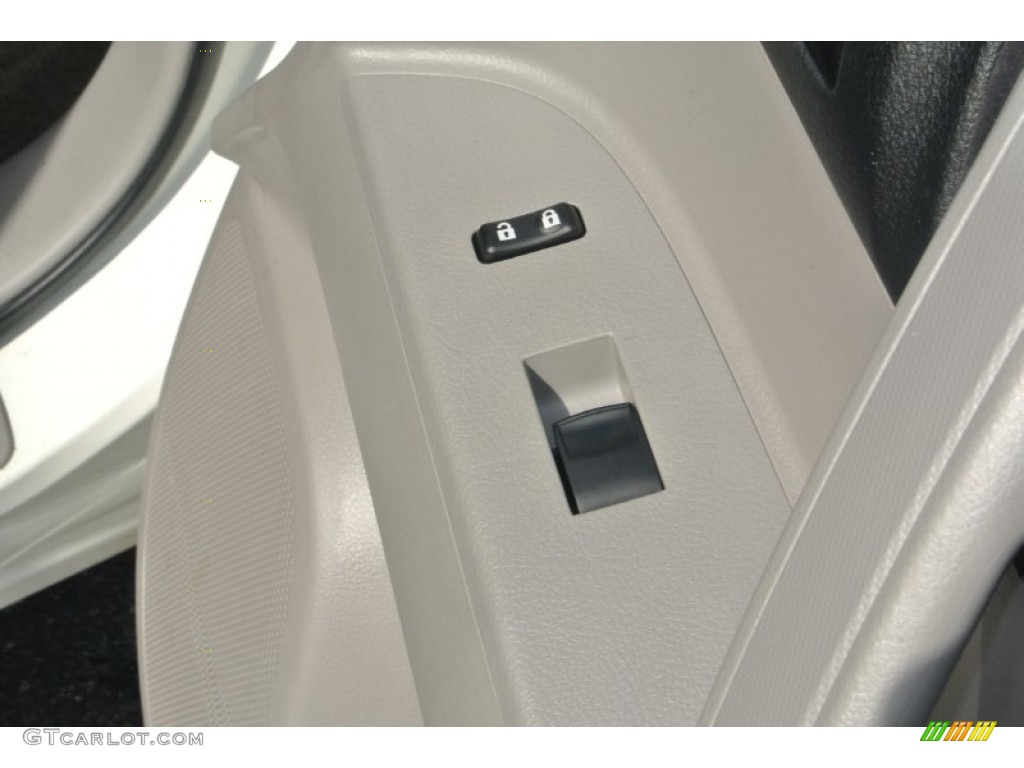 2009 Highlander  - Blizzard White Pearl / Ash photo #22