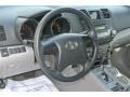 2009 Blizzard White Pearl Toyota Highlander   photo #25