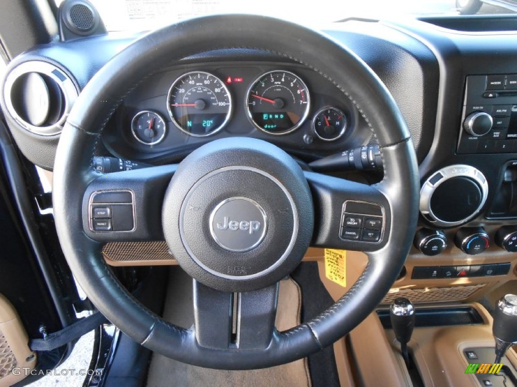 2011 Wrangler Rubicon 4x4 - Black / Black photo #23