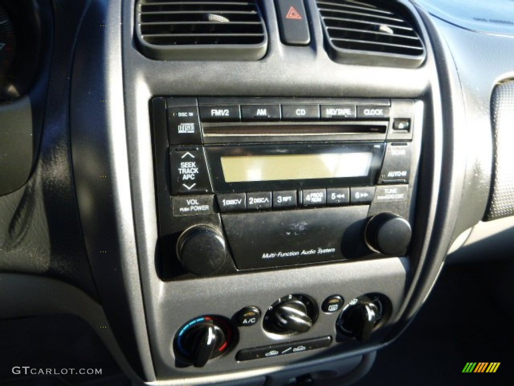 2002 Protege LX - Sunlight Silver Metallic / Off Black photo #13