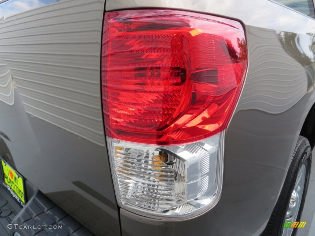 2010 Tundra Double Cab - Pyrite Brown Mica / Graphite Gray photo #17