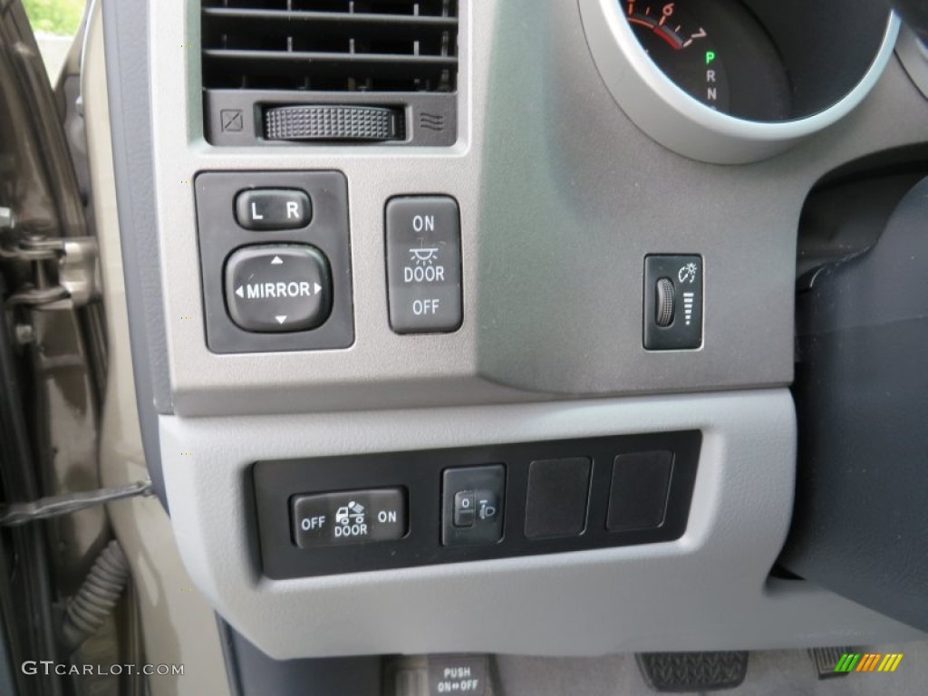 2010 Tundra Double Cab - Pyrite Brown Mica / Graphite Gray photo #43