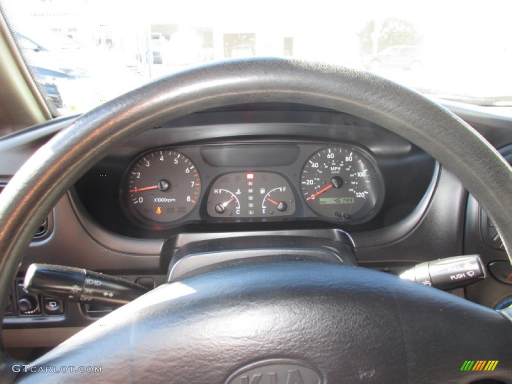 2002 Sportage 4x4 - Pepper Red / Gray photo #11