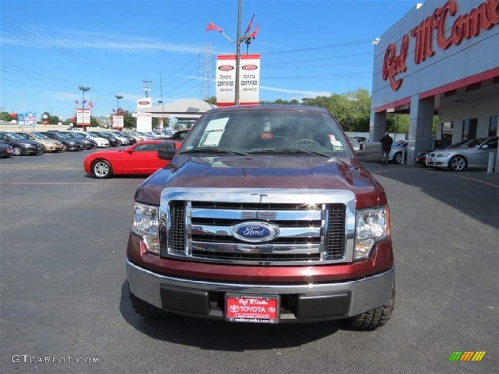 2010 F150 XLT SuperCrew - Royal Red Metallic / Medium Stone photo #2