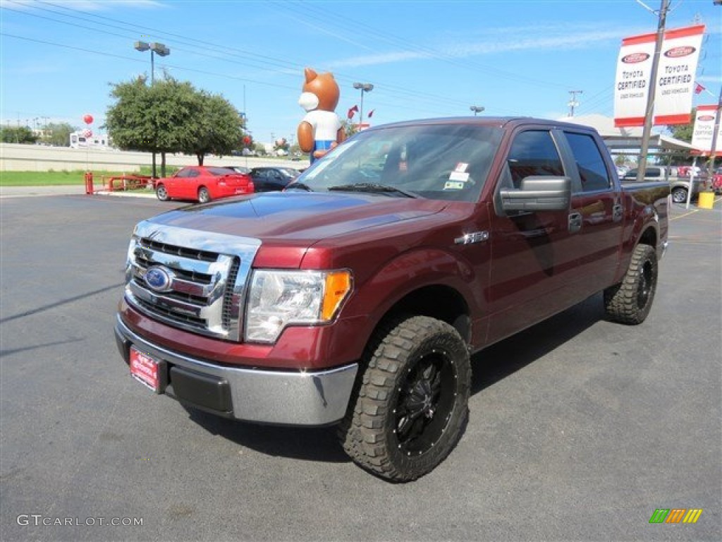 2010 F150 XLT SuperCrew - Royal Red Metallic / Medium Stone photo #3