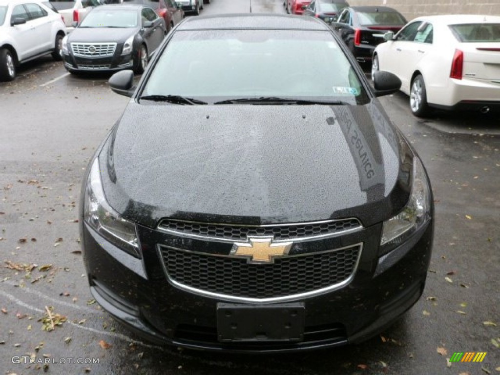 2012 Cruze LS - Black Granite Metallic / Jet Black/Medium Titanium photo #14