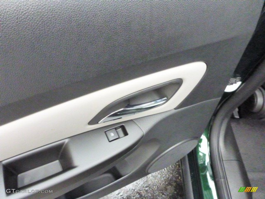 2014 Cruze LS - Rainforest Green Metallic / Jet Black/Medium Titanium photo #13