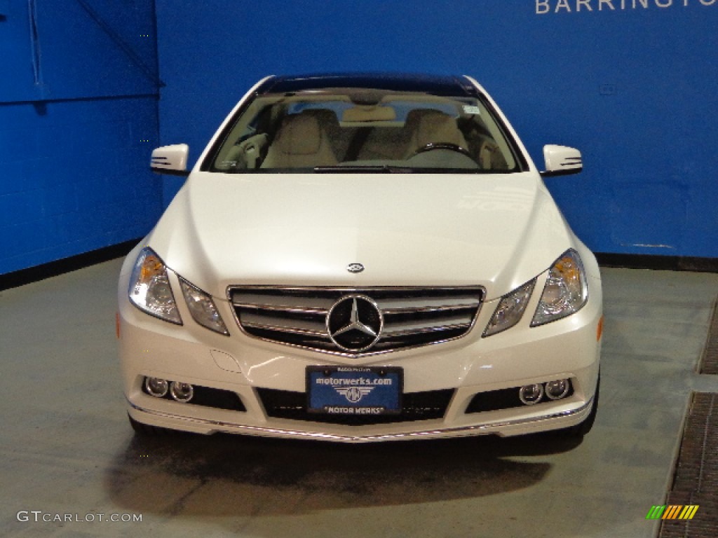 2011 E 350 Coupe - Diamond White Metallic / Almond/Mocha photo #2