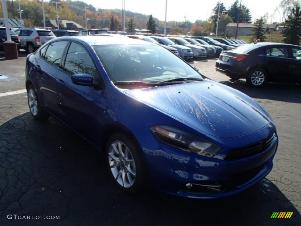 2013 Dart SXT - Blue Streak Pearl Coat / Black photo #4