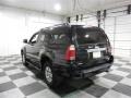 Black - 4Runner SR5 Photo No. 5