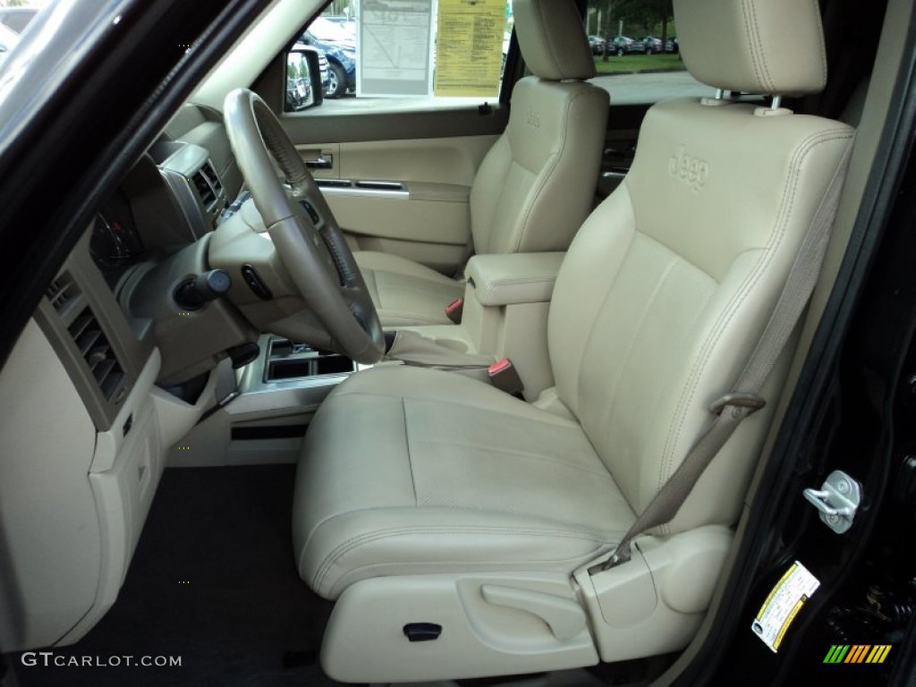 2009 Jeep Liberty Limited Front Seat Photos