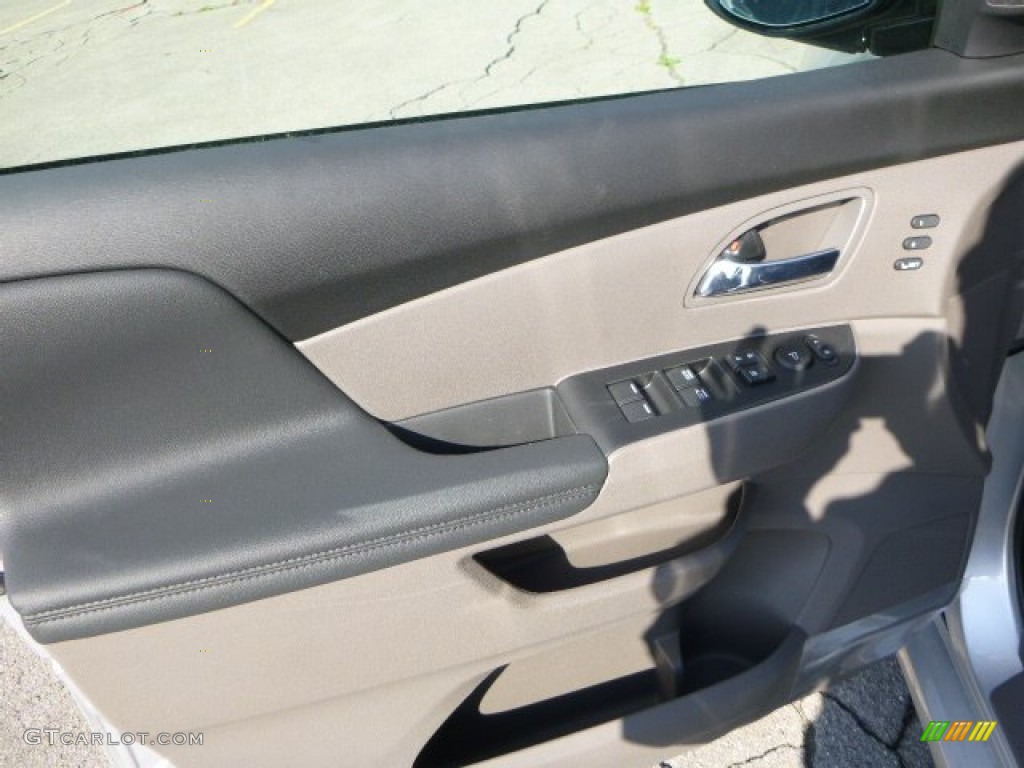 2014 Odyssey Touring Elite - Alabaster Silver Metallic / Truffle photo #15