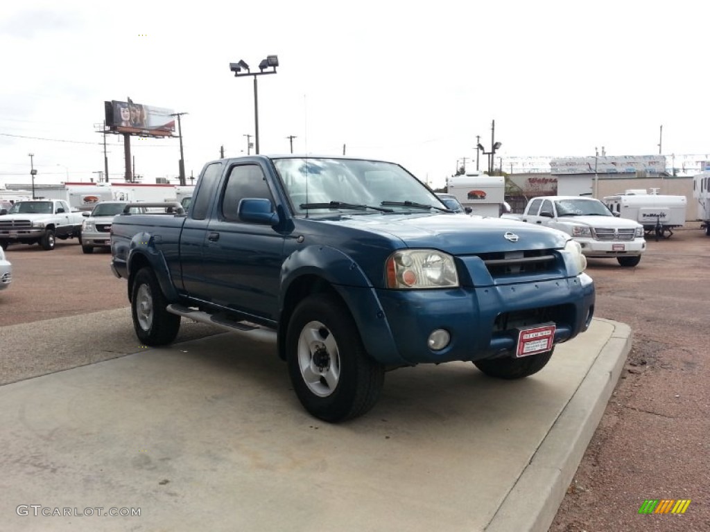 2001 Frontier SE V6 King Cab 4x4 - Just Blue Metallic / Gray photo #12