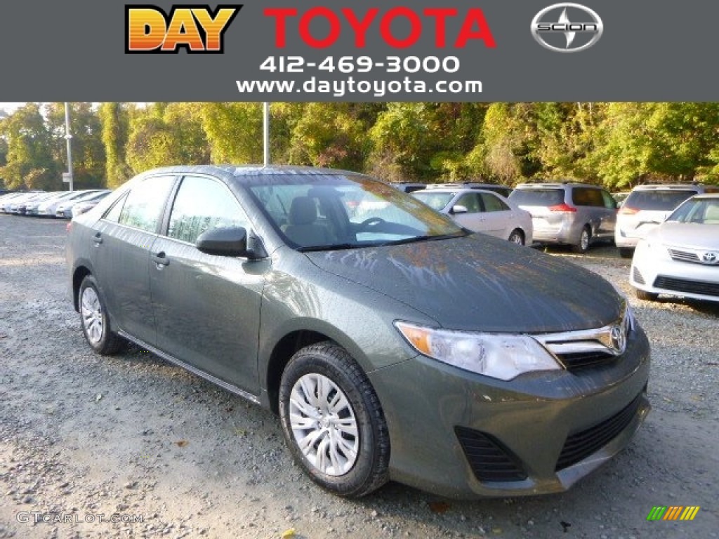 2014 Camry LE - Cypress Pearl / Ivory photo #1