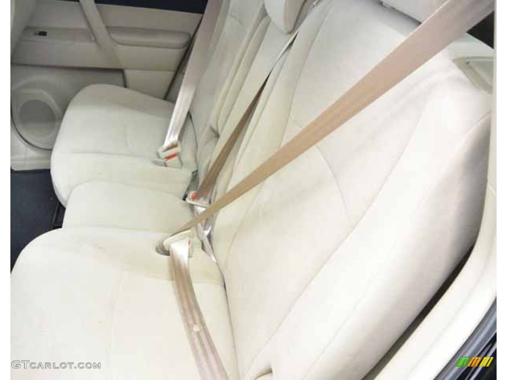 2013 Highlander Limited - Black / Sand Beige photo #7