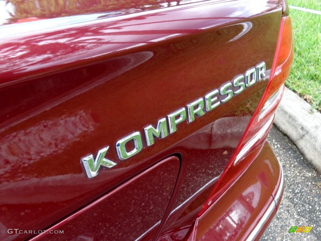 2004 C 230 Kompressor Sedan - Bordeaux Red Metallic / Charcoal photo #9