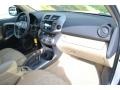 Super White - RAV4 I4 4WD Photo No. 14