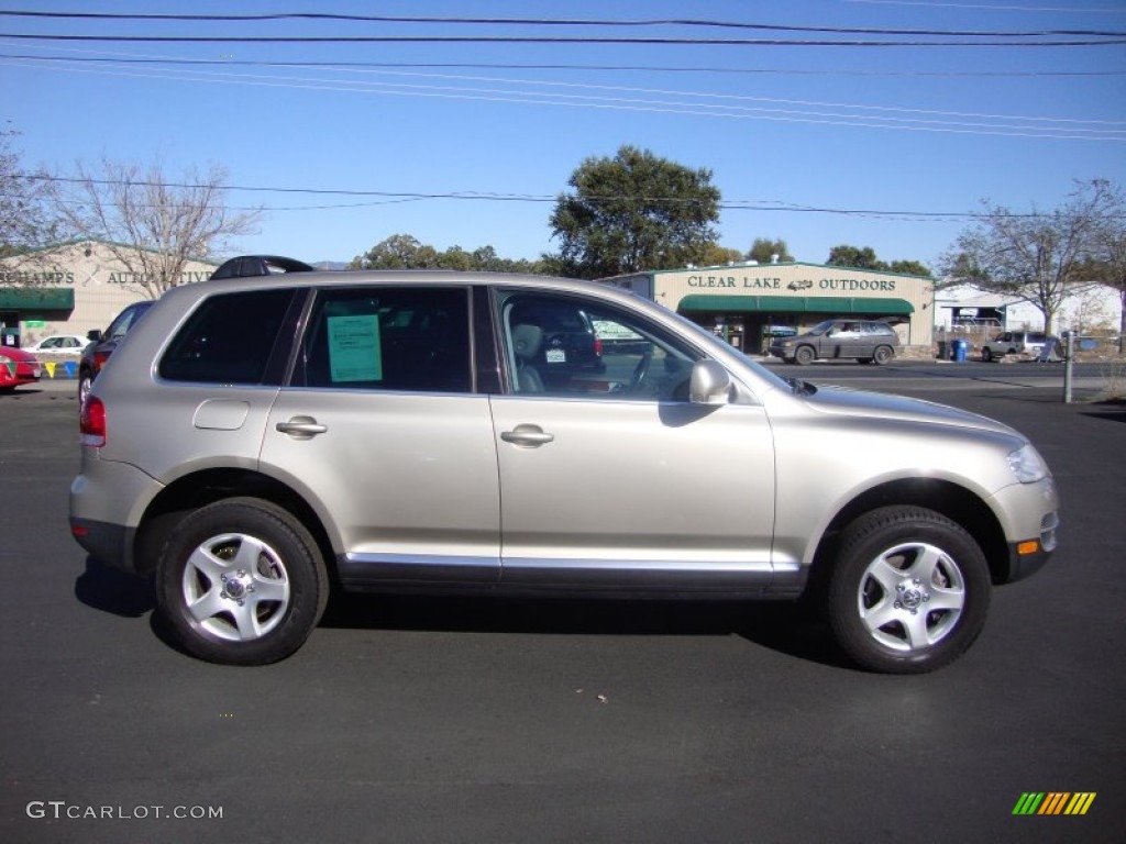 Wheat Beige Metallic 2004 Volkswagen Touareg V6 Exterior Photo #87024182