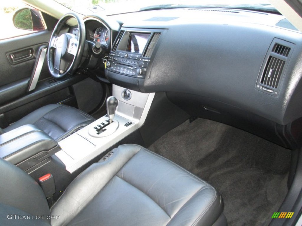 2003 FX 35 AWD - Laser Red / Graphite Black photo #16