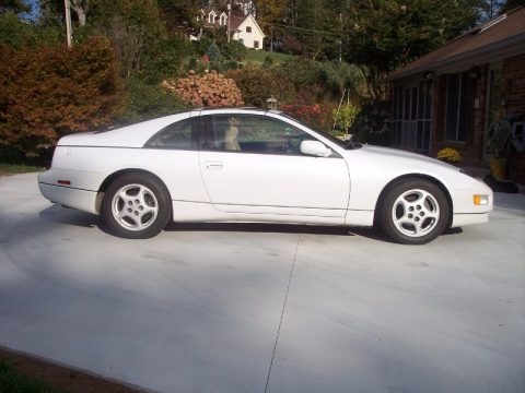 1996 Nissan 300ZX Coupe Data, Info and Specs