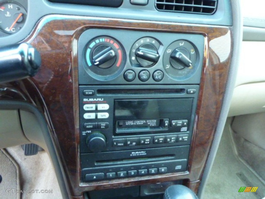 2002 Legacy GT Limited Sedan - Regatta Red Pearl / Beige photo #18