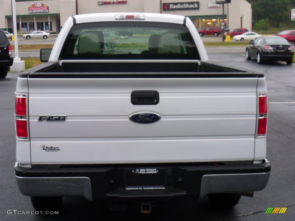 2010 F150 XL SuperCab - Oxford White / Medium Stone photo #4