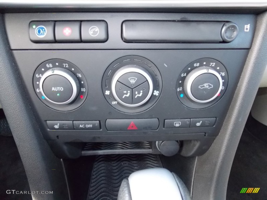 2010 Saab 9-3 Aero Convertible Controls Photo #87035556