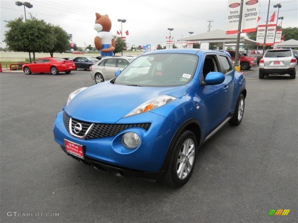 2011 Juke SV - Electric Blue / Black/Silver Trim photo #3