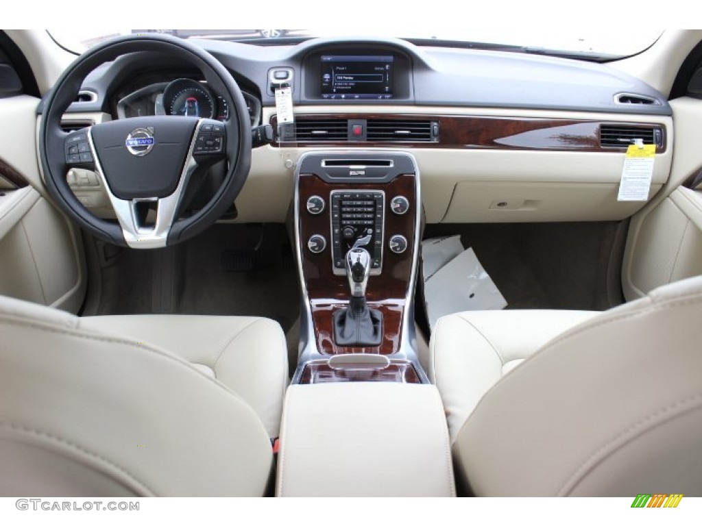 2014 Volvo S80 T6 AWD Platinum Dashboard Photos