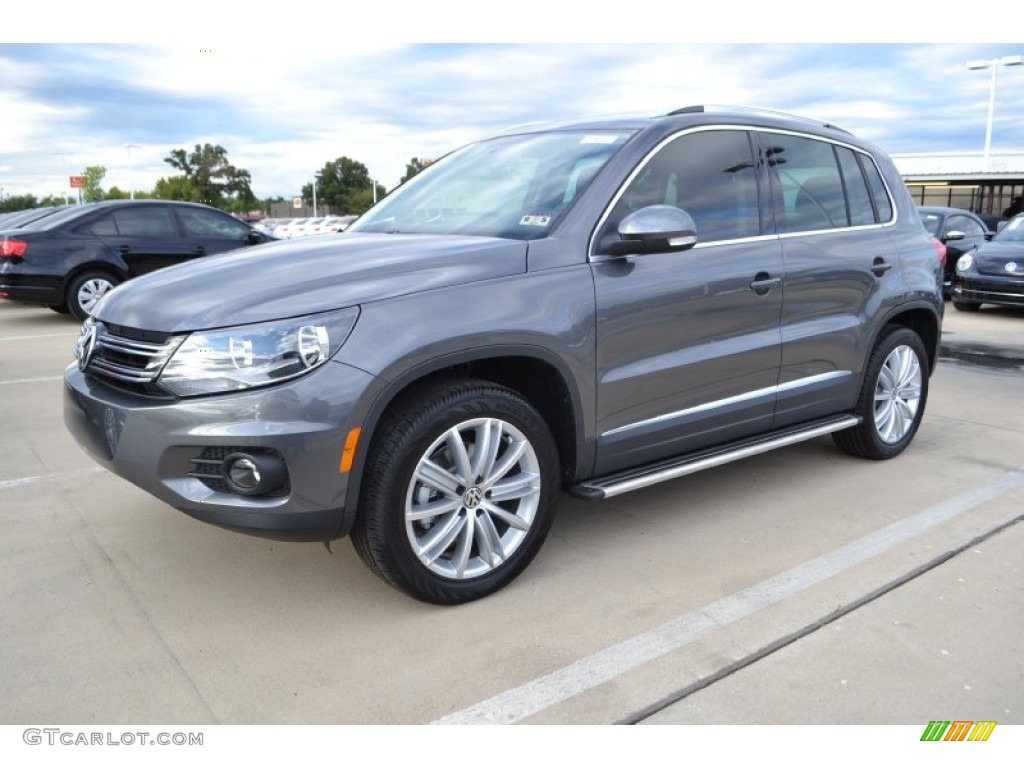 Pepper Gray Metallic 2014 Volkswagen Tiguan SEL Exterior Photo #87044655