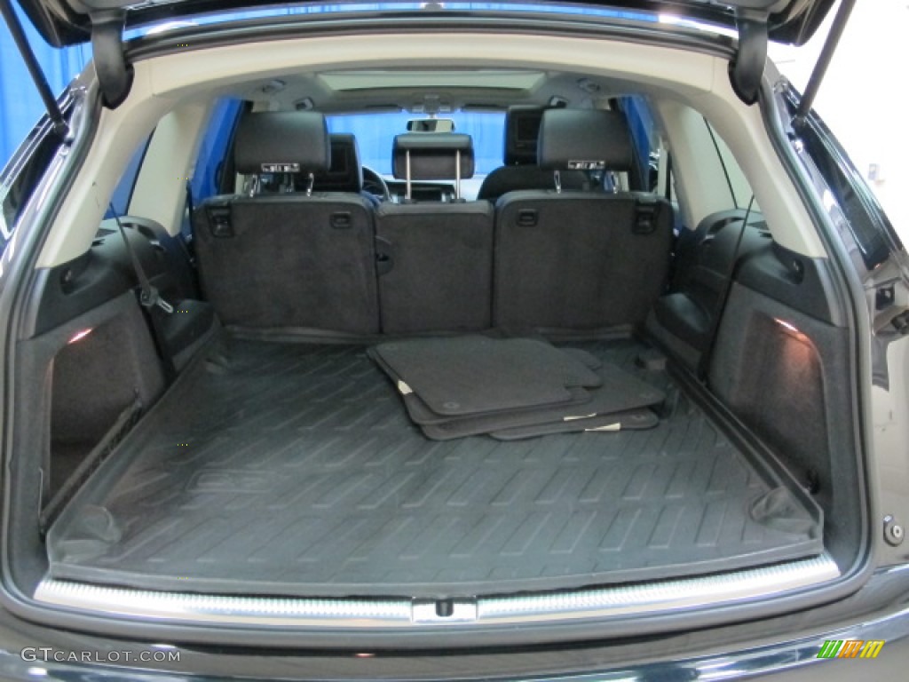 2009 Audi Q7 3.0 TDI quattro Trunk Photos