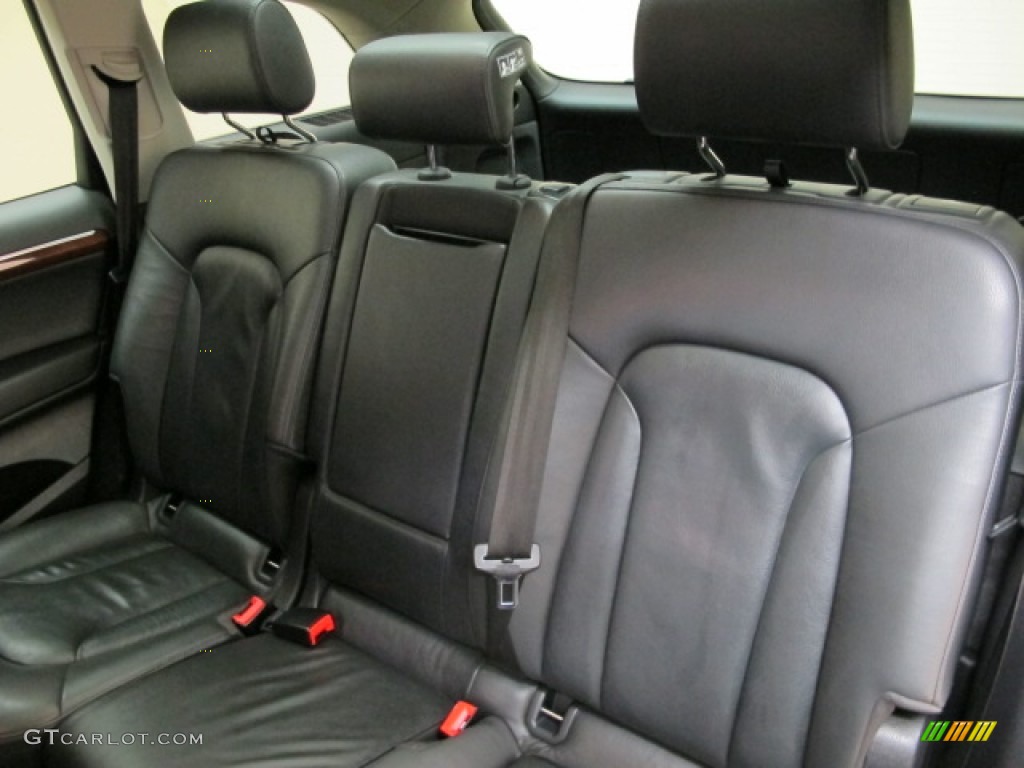 2009 Audi Q7 3.0 TDI quattro Rear Seat Photos