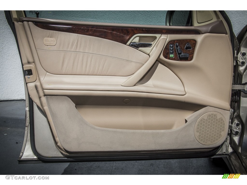 2000 Mercedes-Benz E 320 Sedan Java Door Panel Photo #87047901