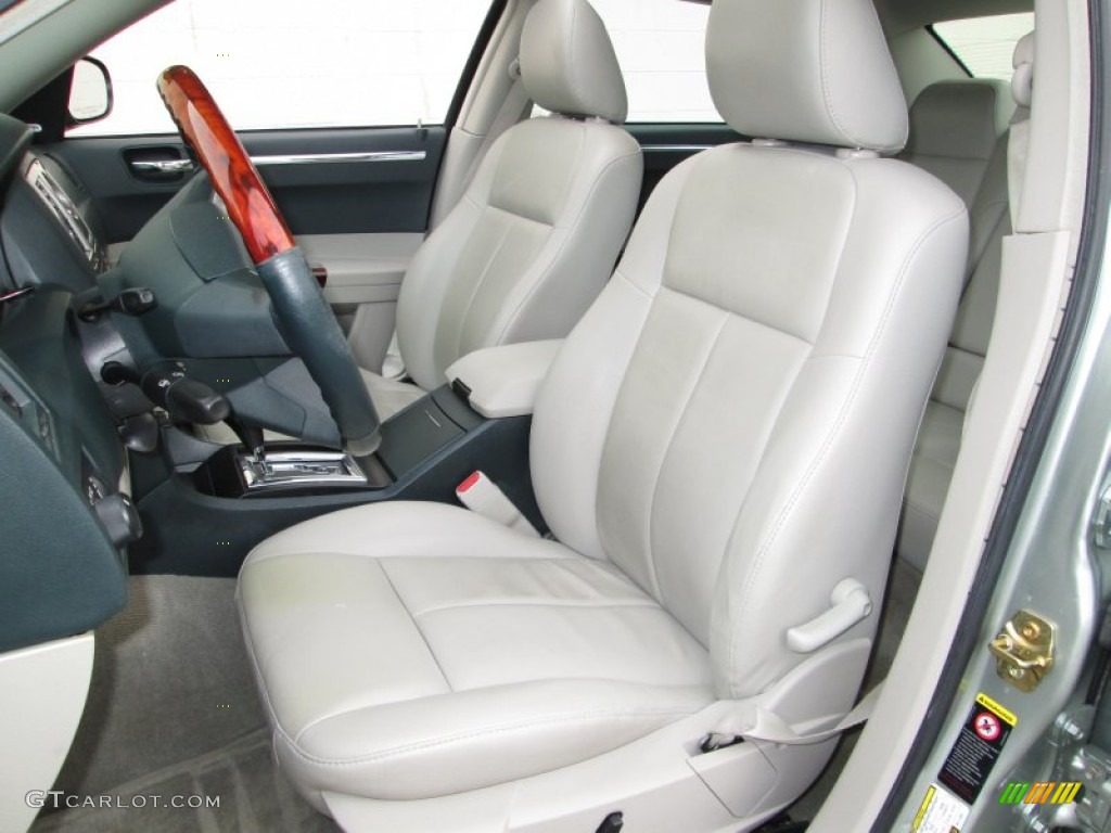 Deep Jade/Light Graystone Interior 2006 Chrysler 300 Touring AWD Photo #87050325