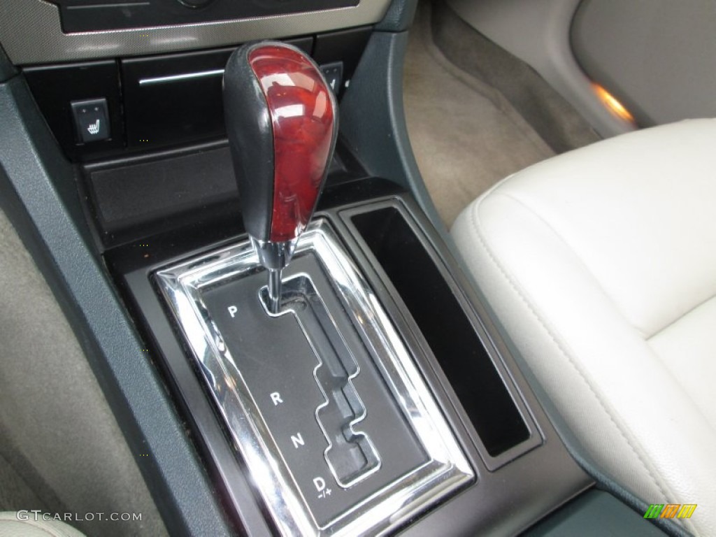 2006 Chrysler 300 Touring AWD Transmission Photos